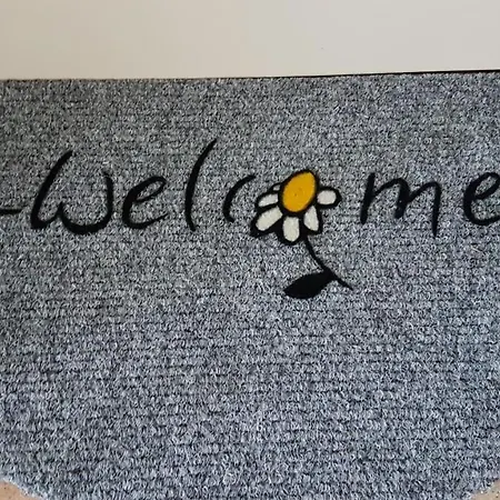 Brunnenhof ゲストハウス 4*