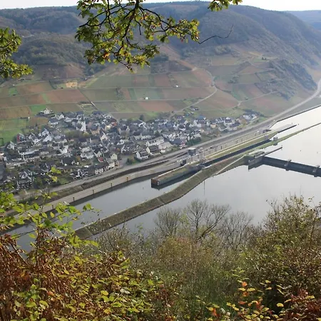 Brunnenhof 3*