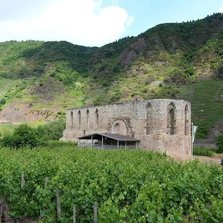 Brunnenhof 3*