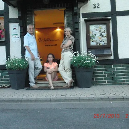 Brunnenhof ゲストハウス 4*