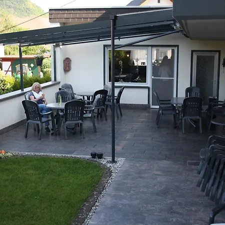 ゲストハウス Brunnenhof